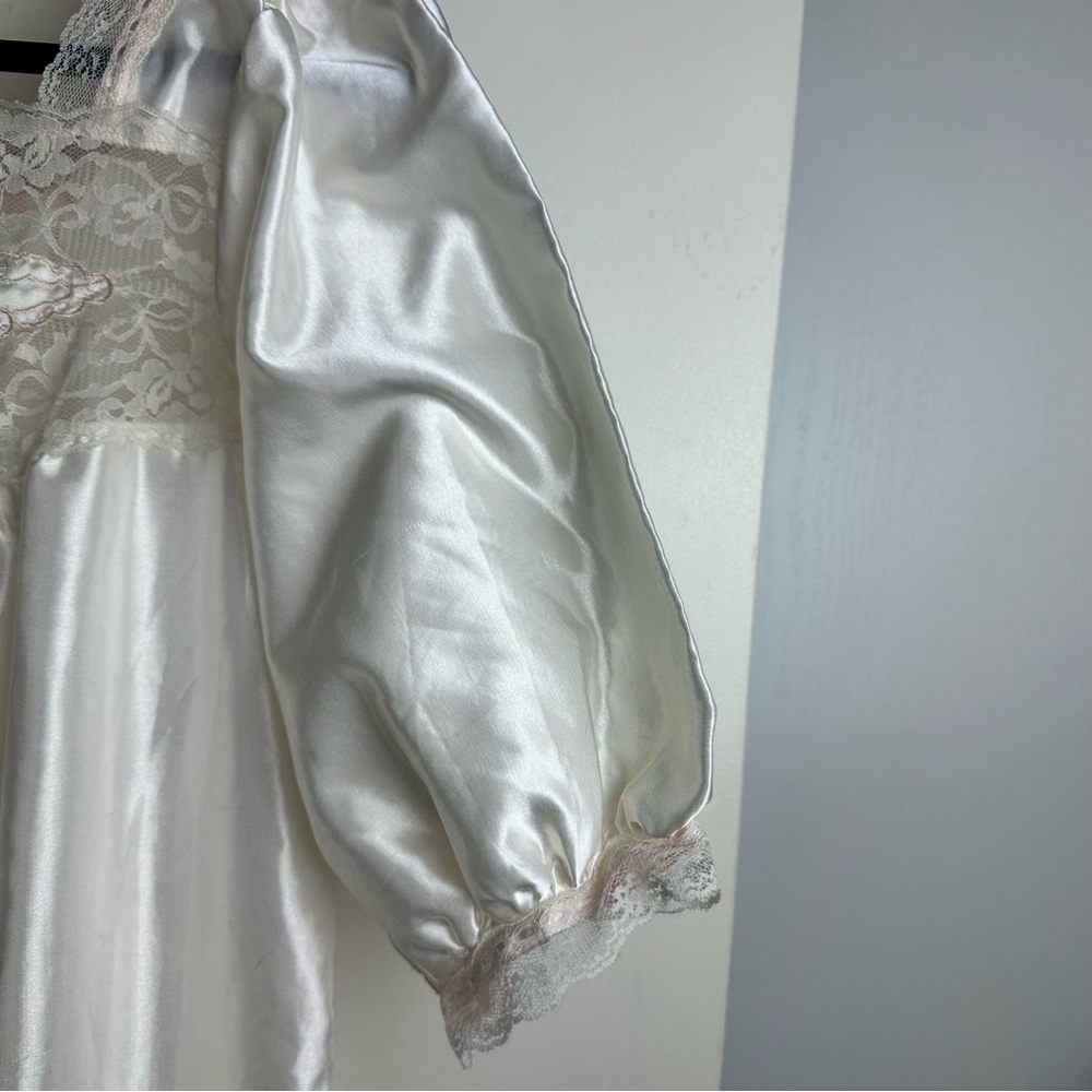 Lisa Steven’s White Vintage Satin Lace Embroidered 1/2Sleeves Ladies Nightgown S - Picture 6 of 15